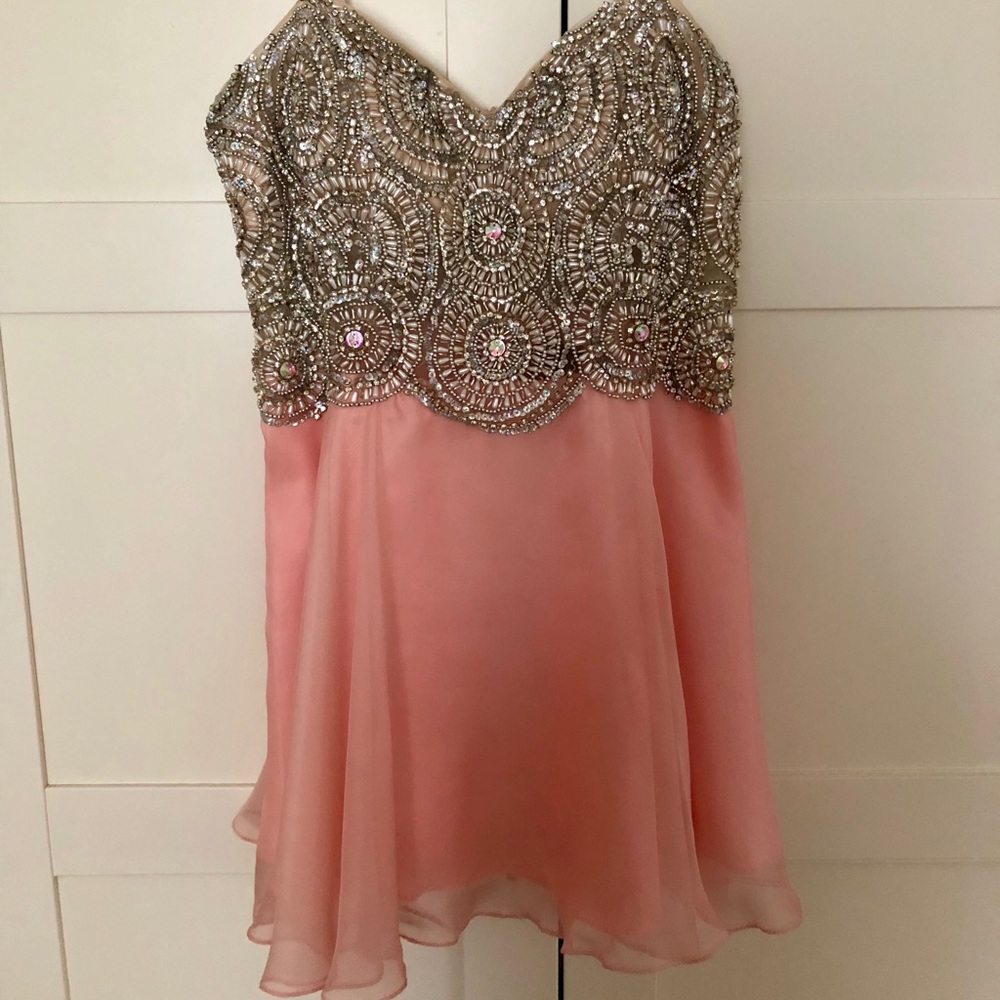 Dave and Johnny semi-formal cocktail beaded dress